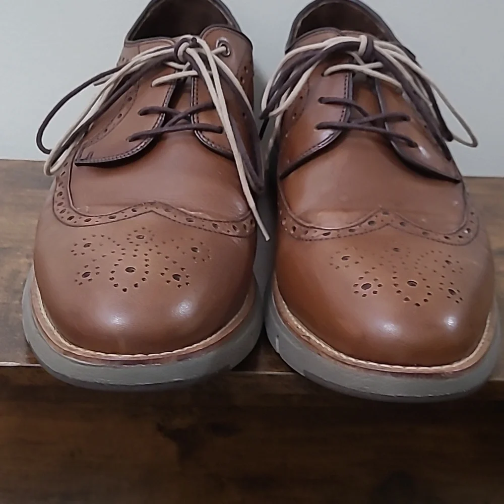 Johnston & Murphy Leather Wingtip Oxfords size 11.5